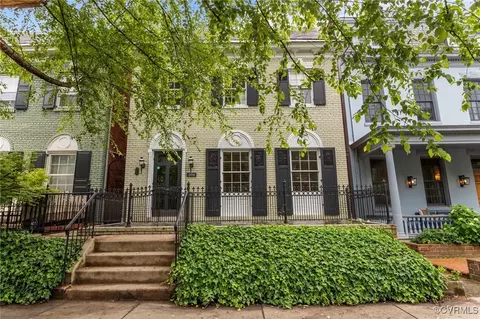 2011 Grove Ave, Richmond, VA 23220