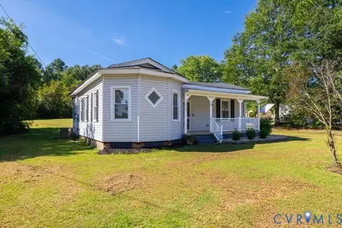 24923 River Rd, Petersburg, VA 23803