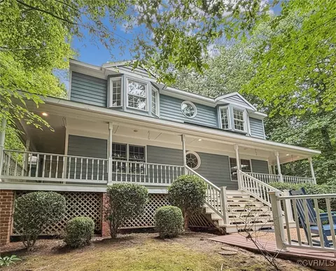 38 Berkshire Rd, Williamsburg, VA 23188