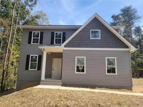 208 Sea Cliff Dr, Ruther Glen, VA 22546