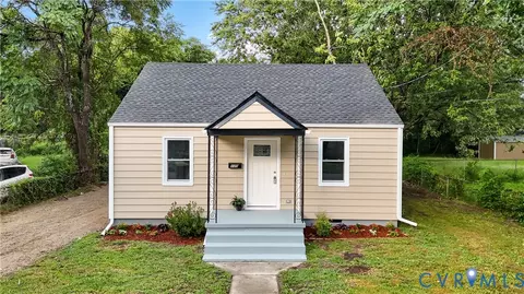 135 Summit St, Petersburg, VA 23803