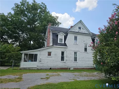 205 E Main St, Waverly, VA 23890 photo 7