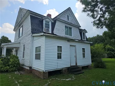 205 E Main St, Waverly, VA 23890 photo 5