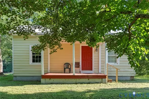 87 Belsches Rd, Bumpass, VA 23024