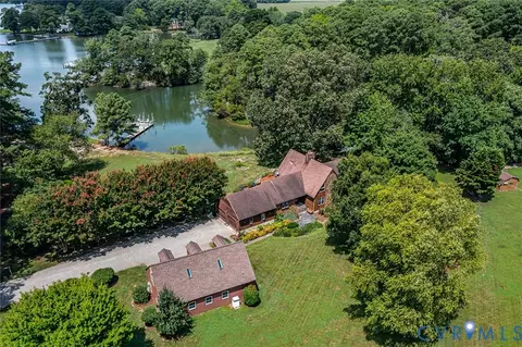 134 Walker Rd, White Stone, VA 22578 photo 9