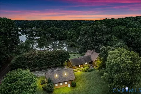 134 Walker Rd, White Stone, VA 22578