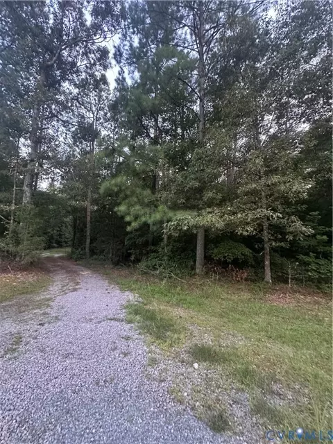 000 Loco School Rd, Sussex, VA 23882