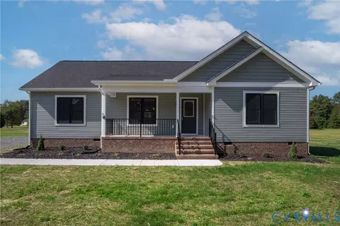 206 Oswald Ln, Dunnsville, VA 22454