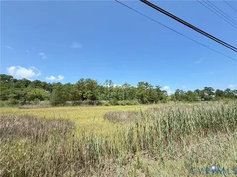 209 Dandy Point Rd Ave, Hampton, VA 23664