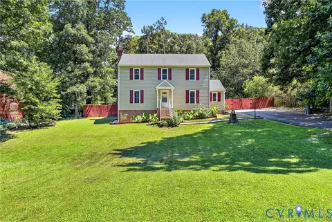 2907 Mistwood Forest Dr, Chester, VA 23831