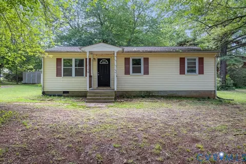 1912 Capeway Rd, Powhatan, VA 23139