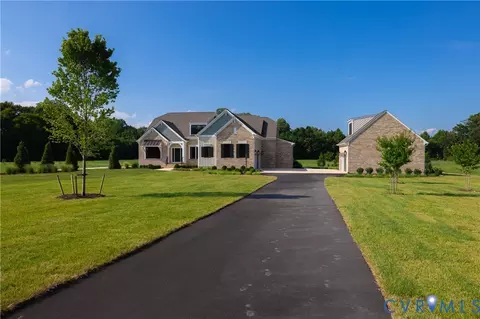 8236 Mount Eagle Rd, Ashland, VA 23005 photo 2