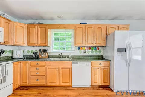 6415 Ware Rd, Quinton, VA 23141 photo 14