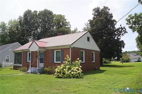 108 N Snead St, Ashland, VA 23005