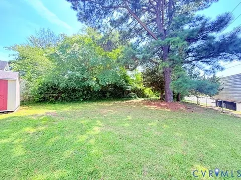 2706 Victoria Blvd, Hampton, VA 23661 photo 2