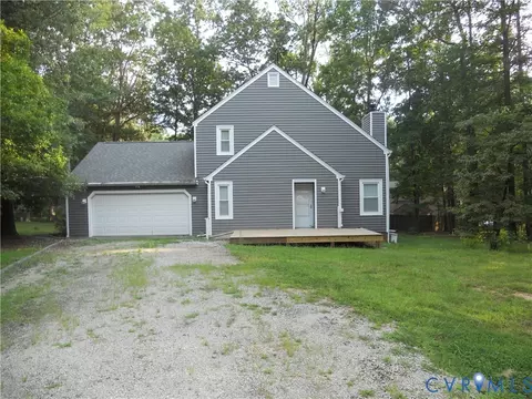 14502 Mistwood Forest Ct, Chester, VA 23831