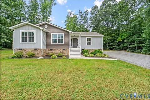 139 Moncuin Ct, Manquin, VA 23106