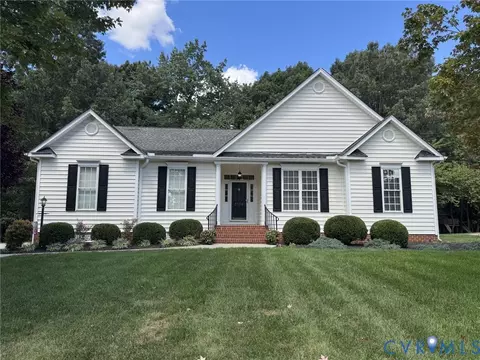 5108 Topping Ln, Glen Allen, VA 23060