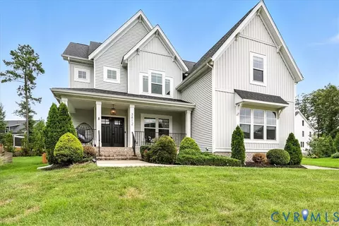 3812 Waverton Dr, Midlothian, VA 23112