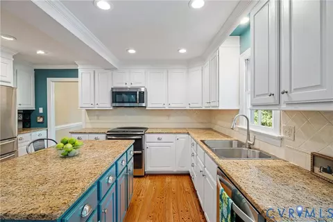 1911 Oakengate Ln, Midlothian, VA 23113 photo 10