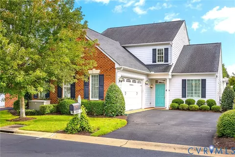 10011 Berry Pond Ln, Mechanicsville, VA 23116