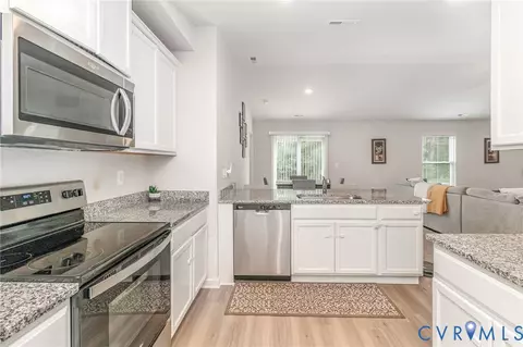 7903 Honeybee Ct, Hopewell, VA 23860