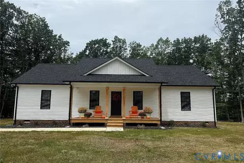 9807 Old Courthouse Rd, Appomattox, VA 24522