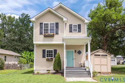 202 Linden St, Ashland, VA 23005