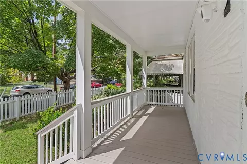 17 E Blake Ln, Richmond, VA 23224 photo 2