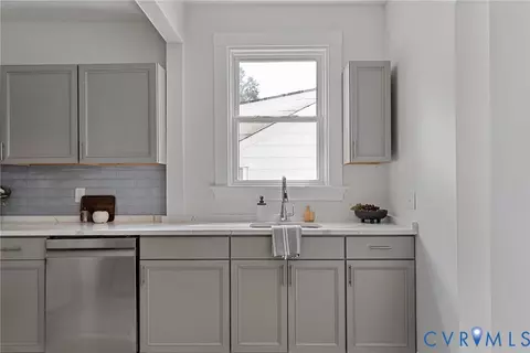 17 E Blake Ln, Richmond, VA 23224 photo 5