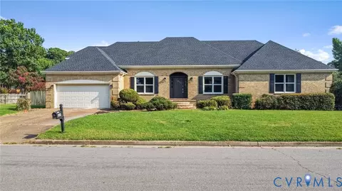 1925 Foxs Lair Trl, Norfolk, VA 23518