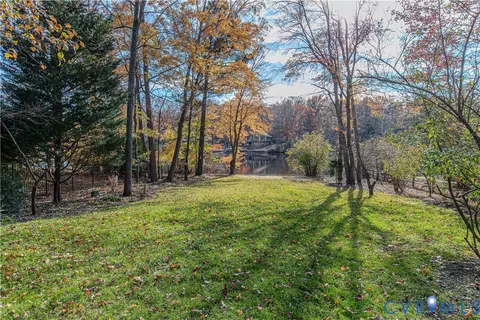 Exterior - 2303 Bream Dr, Midlothian, VA 23113 photo 10 of 11