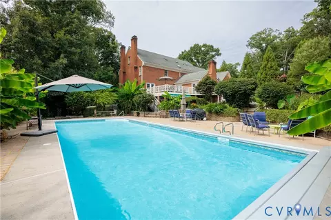 Exterior - 2303 Bream Dr, Midlothian, VA 23113 photo 8 of 11