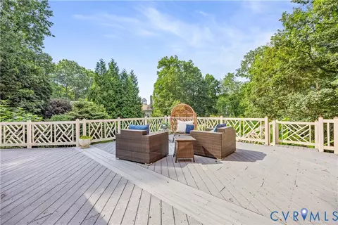 Exterior - 2303 Bream Dr, Midlothian, VA 23113 photo 9 of 11