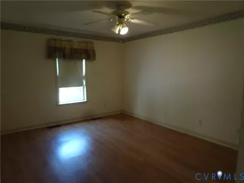 Bedroom - 21020 River Rd, Sutherland, VA 23885 photo 1 of 3