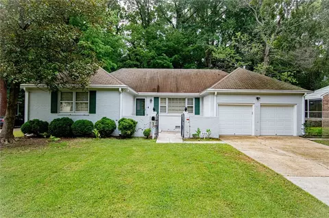 956 Lacon Dr, Newport News, VA 23608