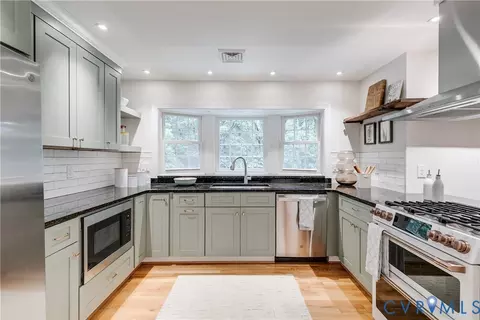 3711 Old Gun E Rd, Midlothian, VA 23113 photo 4