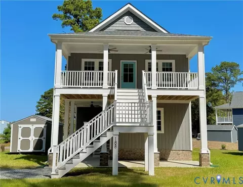 188 Marynetta Ave, Deltaville, VA 23043