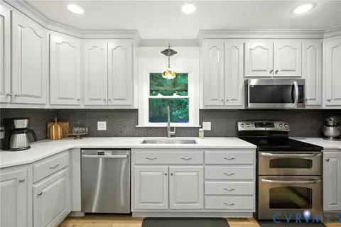 2078 Featherfin Rd, Prospect, VA 23960 photo 6