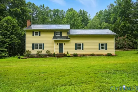 2078 Featherfin Rd, Prospect, VA 23960