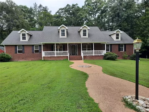 6563 Beaverdam Ln, Gloucester, VA 23061