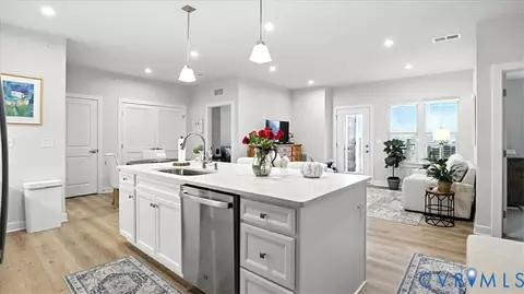 6615 Citory Way #301, Moseley, VA 23120