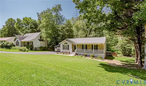 3024 Gregwood Rd, Midlothian, VA 23112 photo 2