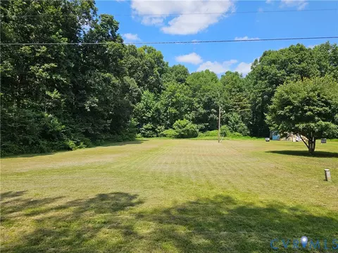 3497 Bumpass Rd, Beaverdam, VA 23015