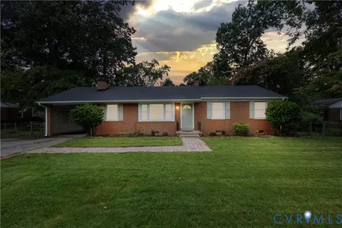 8009 Kenmore Dr, Mechanicsville, VA 23111