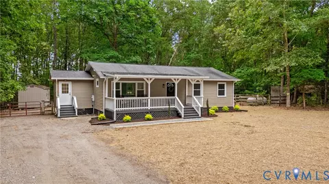 334 Eagle View Ln, Bumpass, VA 23024