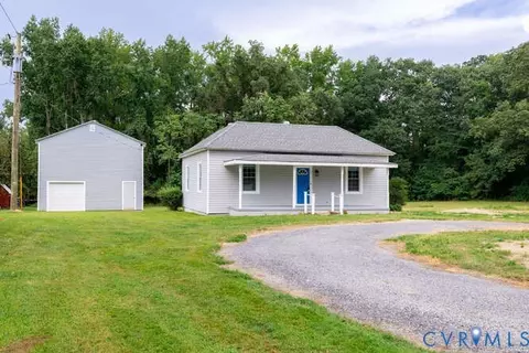 3530 Beechwood Ave, Colonial Heights, VA 23834