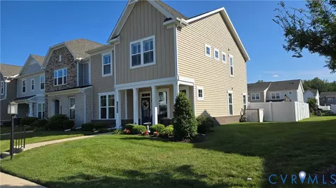 10811 Porter Park Ln, Glen Allen, VA 23059