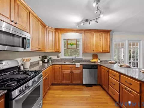 5804 Maple Brook Dr, Midlothian, VA 23112 photo 10