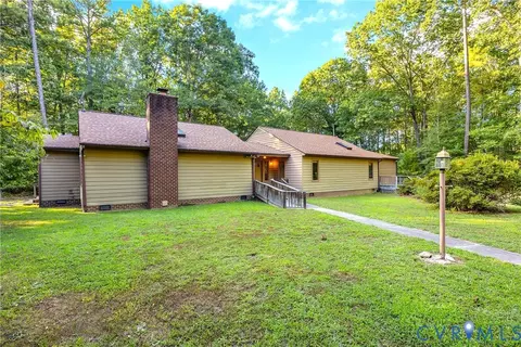 12298 Yowell Rd, Ashland, VA 23005